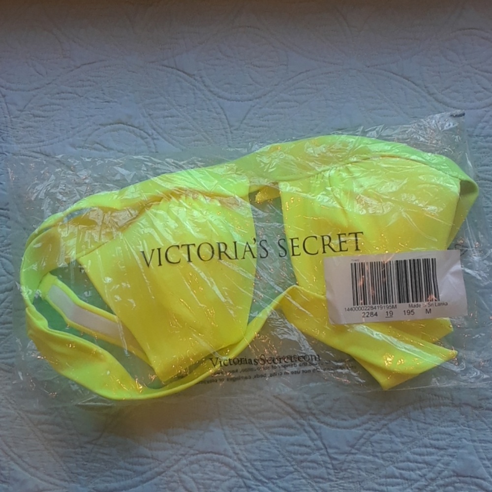 Victoria's Secret Bikini Top Brand New.